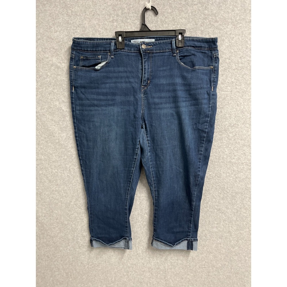Signature by Levi Strauss & Co. Capri Jeans Womens 41W Blue Medium Wash Mid Rise